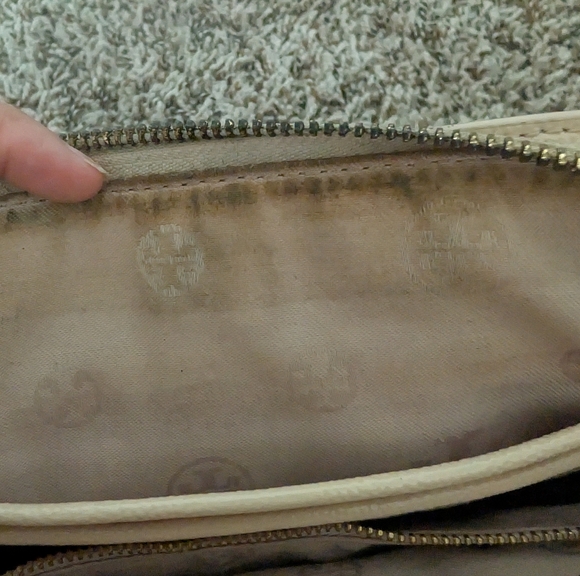 Tory Burch Cream Crossbody Bag - Picture 8 of 16